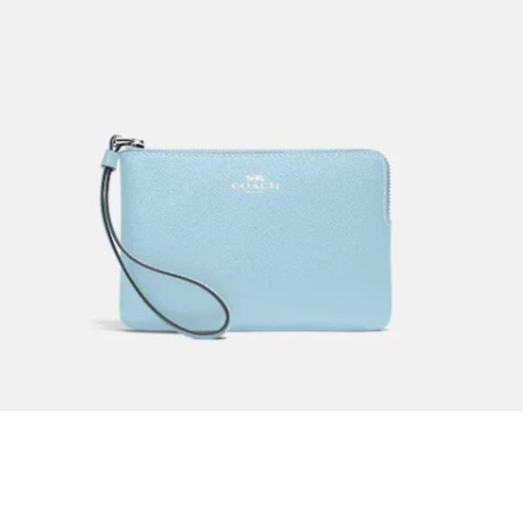 Coach corner zip wristlet in crossgrain, light blue, leather NEW - Picture 1 of 3